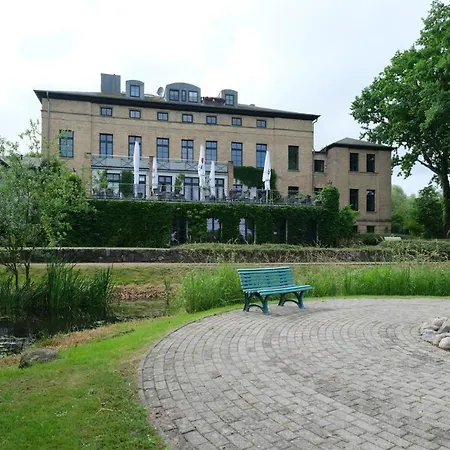 Gutshaus Redewisch Hotel&restaurant 2*