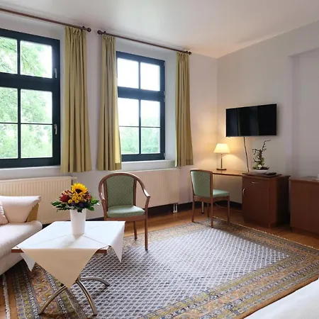 Gutshaus Redewisch & Restaurant 2* Boltenhagen (Ostseebad)