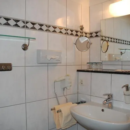 Hotell Gutshaus Redewisch & Restaurant Boltenhagen (Ostseebad)