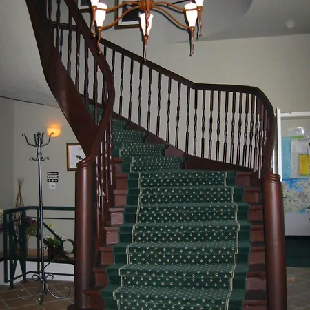 Hotell Gutshaus Redewisch & Restaurant 2*