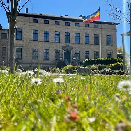 Hotel Gutshaus Redewisch & Restaurant 2*