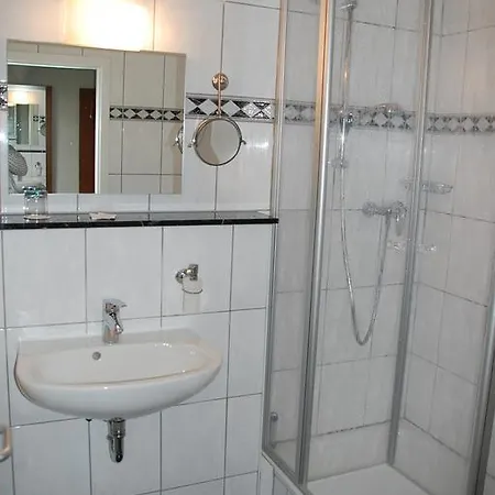 Hotell Gutshaus Redewisch & Restaurant 2*