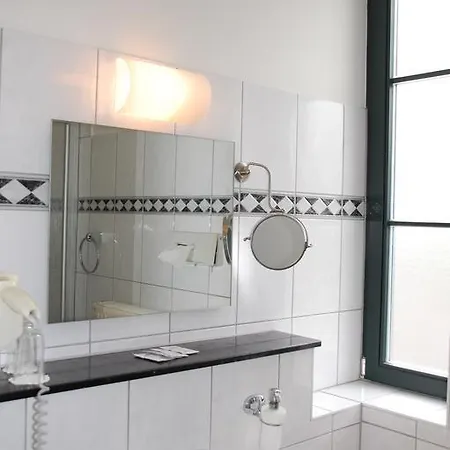 Gutshaus Redewisch Hotel&restaurant 2*