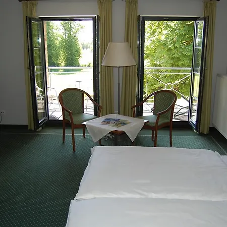 Hotel Gutshaus Redewisch & Restaurant Boltenhagen (Ostseebad)