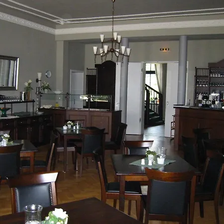 Gutshaus Redewisch & Restaurant Boltenhagen (Ostseebad)