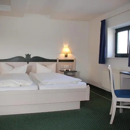 Gutshaus Redewisch & Restaurant Hotel