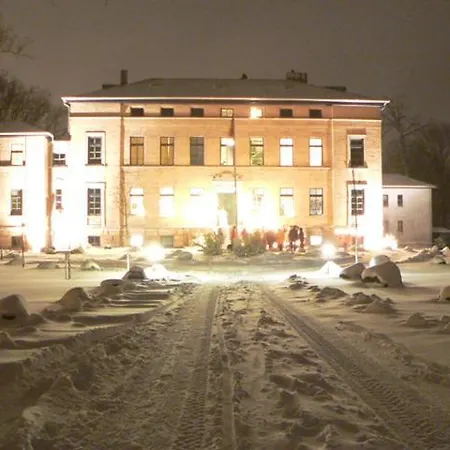 Hotel Gutshaus Redewisch Hotel&restaurant 2*