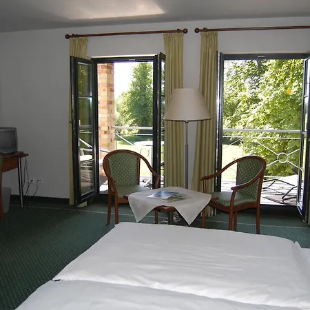 Hotel Gutshaus Redewisch & Restaurant