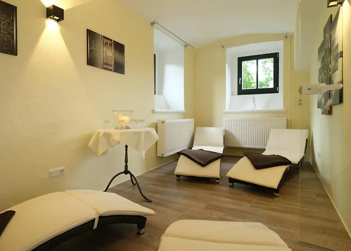 Gutshaus Redewisch & Restaurant 2*