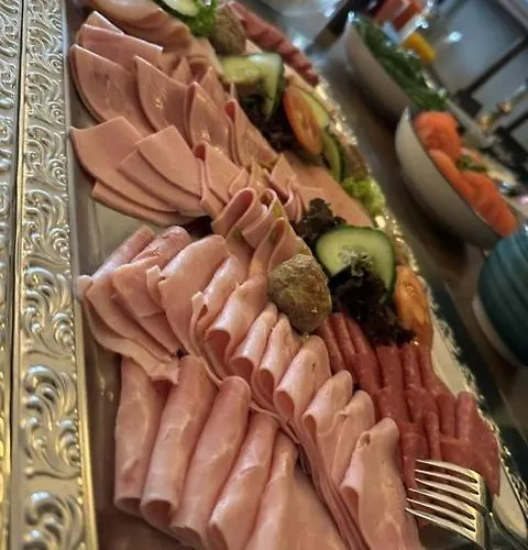 Gutshaus Redewisch & Restaurant 2* Boltenhagen (Ostseebad)