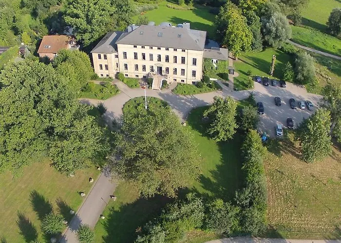 Gutshaus Redewisch & Restaurant Hotel
