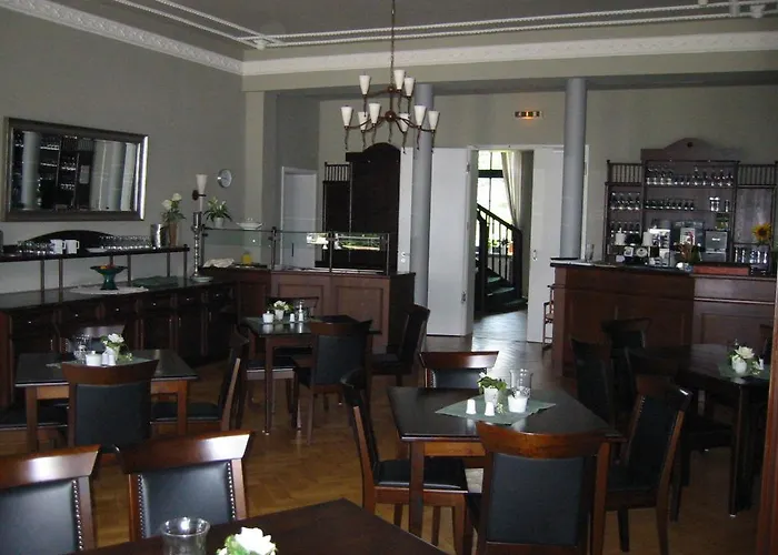 Gutshaus Redewisch & Restaurant Boltenhagen (Ostseebad)