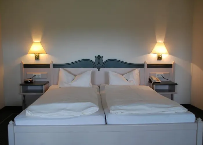 Gutshaus Redewisch & Restaurant 2* Boltenhagen (Ostseebad)